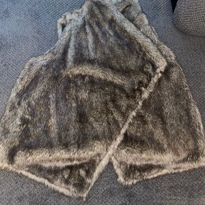 Woman Faux Fur Vest Sz XXL